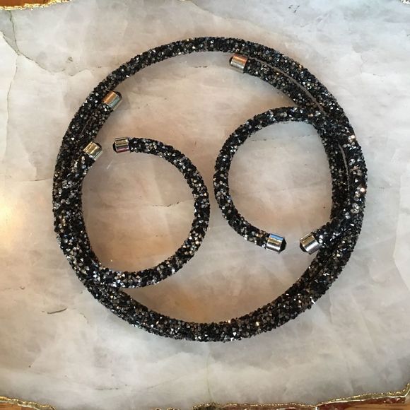 BLACK ICICLE Necklace with 2 Bracelets! - Picture 2 of 9